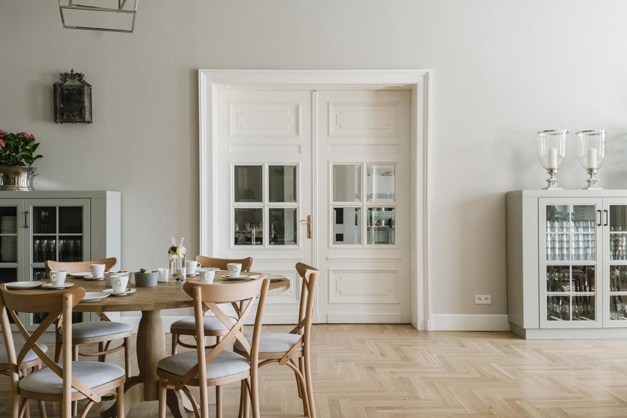 Weranda Home Slawica Luaran gambar